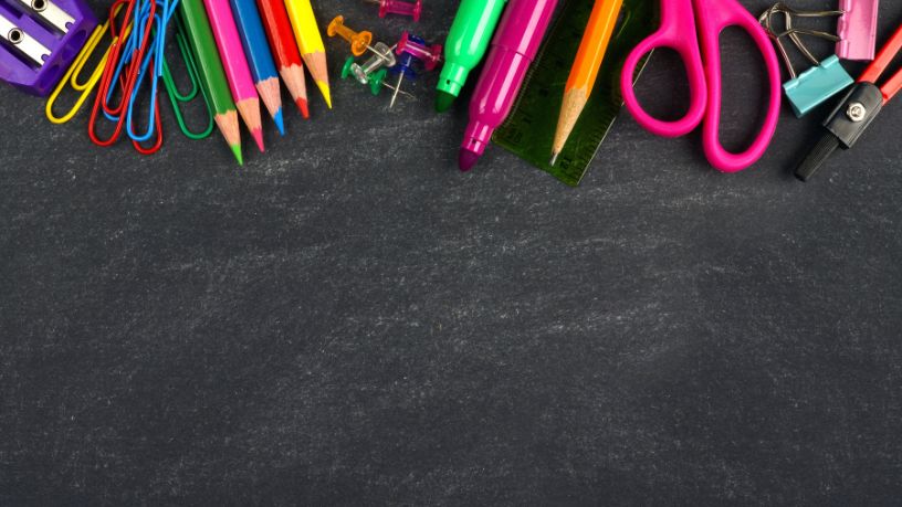 Minas Gerais amplia acesso à educação com entrega inédita de kits escolares em 2026