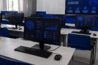 Minas Gerais se destaca com IA na educação pública e abre debate sobre o futuro do ensino no Brasil