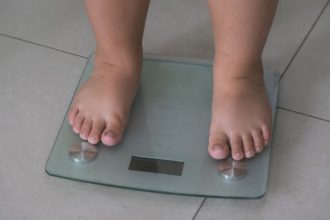 Os impactos da obesidade infantil em Minas Gerais e os caminhos para a conscientização em saúde pública